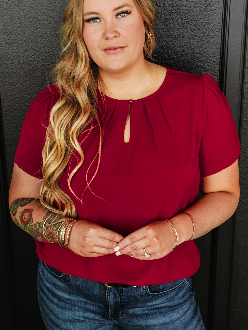 Red Dahlia Keyhole Pleated Crew Neck Plus Size T Shirt