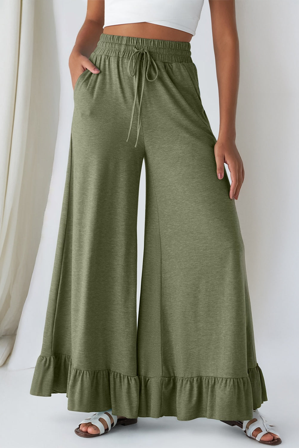 wide leg pants with pockets