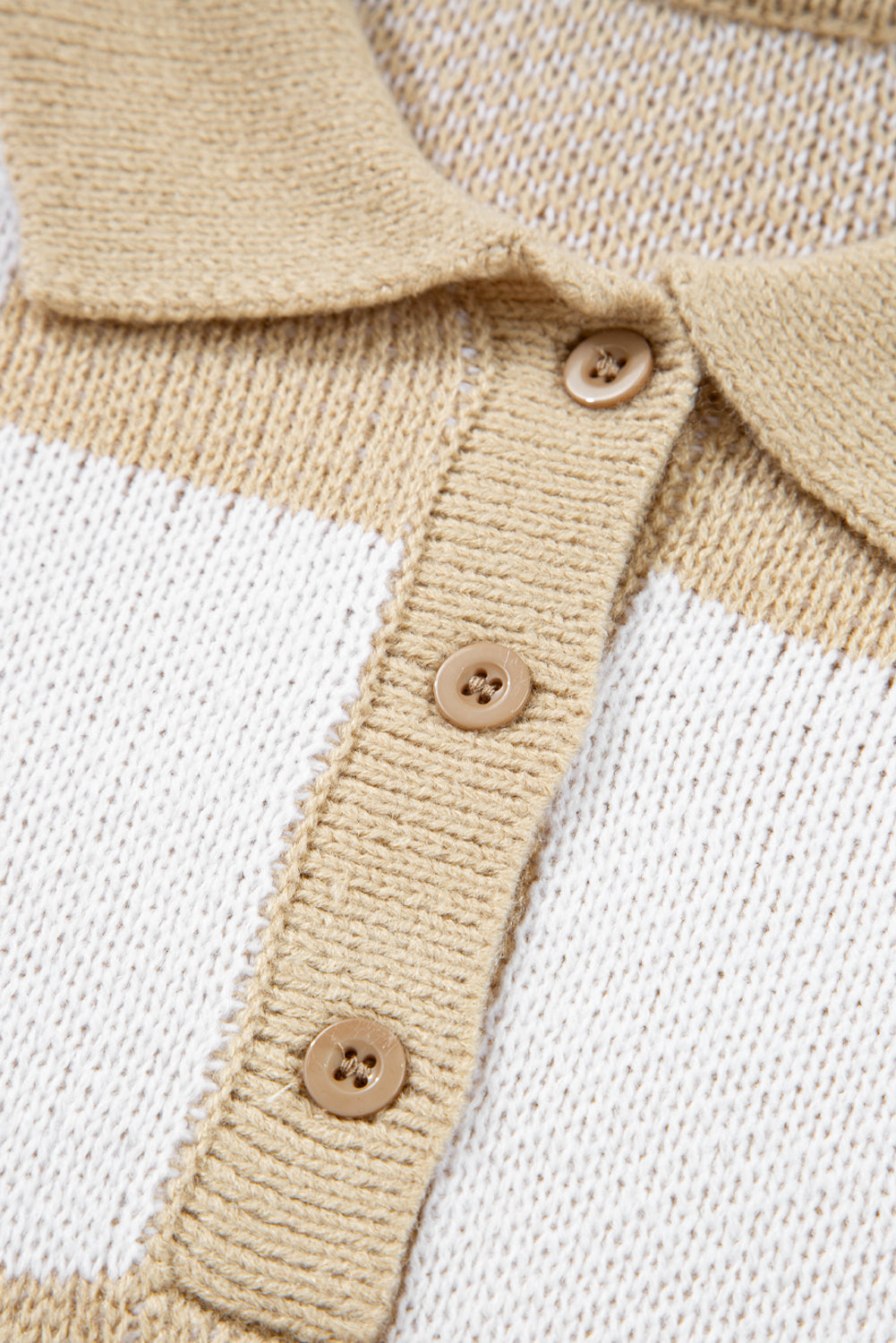 Light French Beige Checkered Pattern Polo Collar Loose Sweater