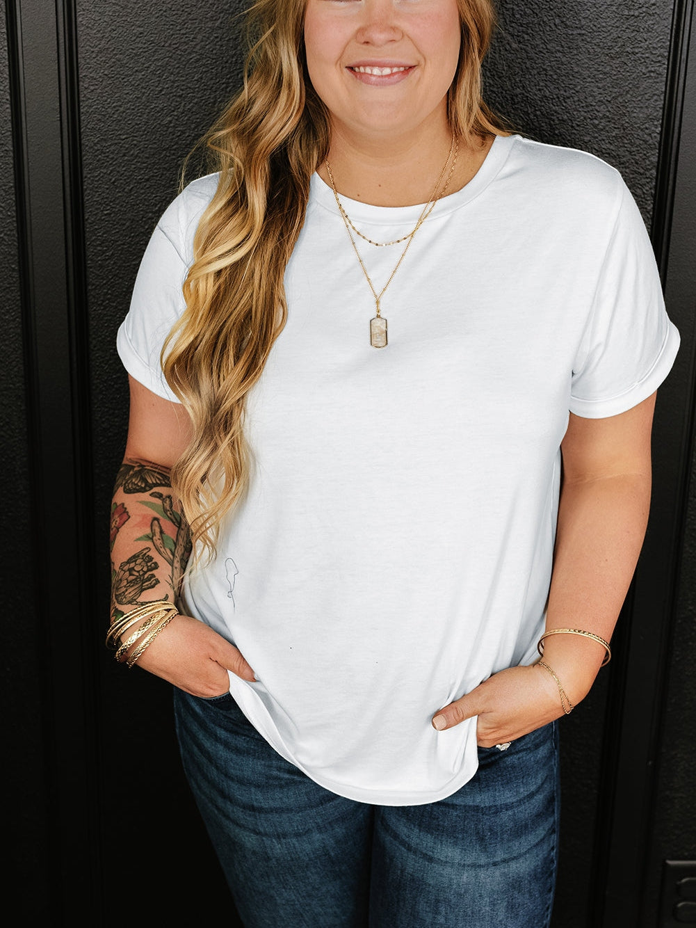 Stylish White Rolled Sleeve Plus Size Tee