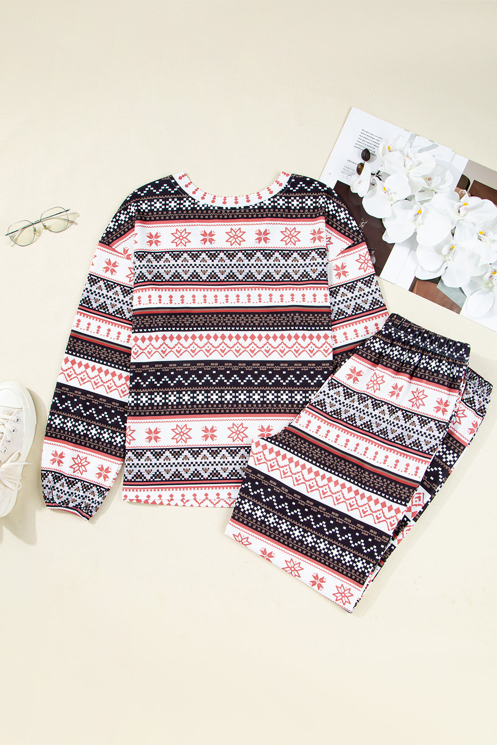 Black Retro Christmas Pattern Loose Pullover 2pcs Lounge Pant Set