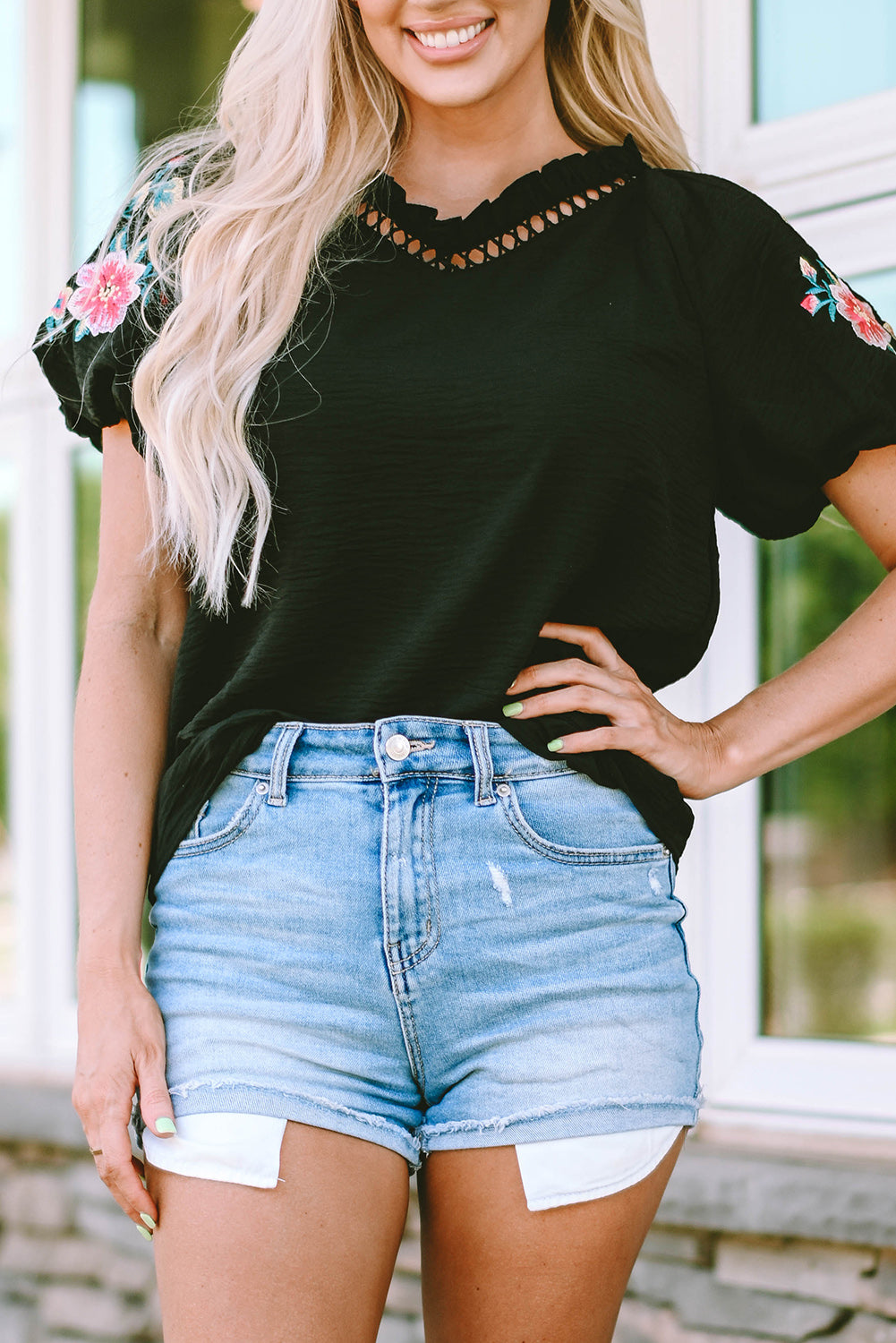 Elegant Black Floral Embroidered V-Neck Bubble Sleeve Top