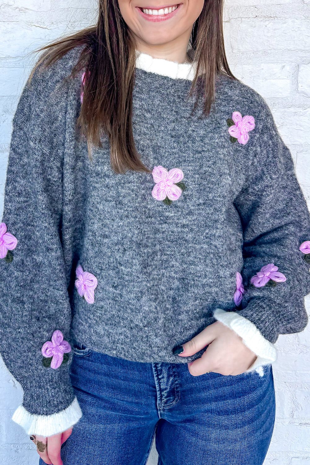 Medium Grey Cute Flower Decor Contrast Trim Neck Cuffed Sweater