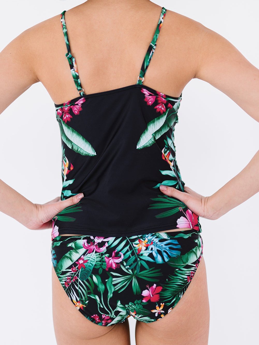 Fresh Floral High-Neck Tankini Set with Ruched Detail