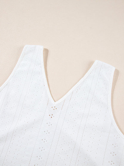 White Plus Size Guipure V Neck Eyelet Lace Tank Top