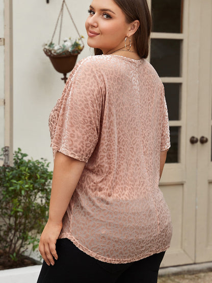 Plus Size Khaki Leopard Print V-Neck T-shirt