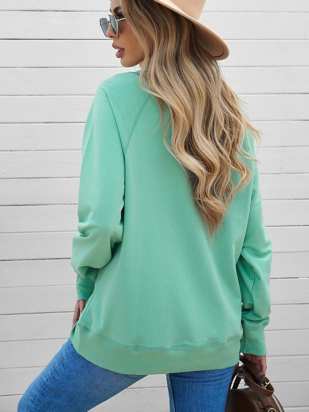 Green Crew Neck Long Sleeve Sweatshirt with Distressed Detail