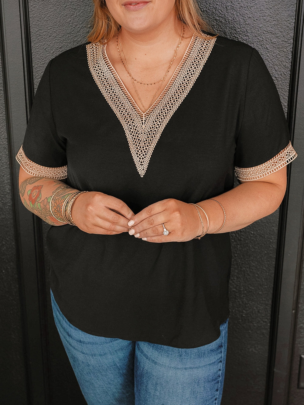Black Lace Trim Short Sleeve V Neck Plus Size Top