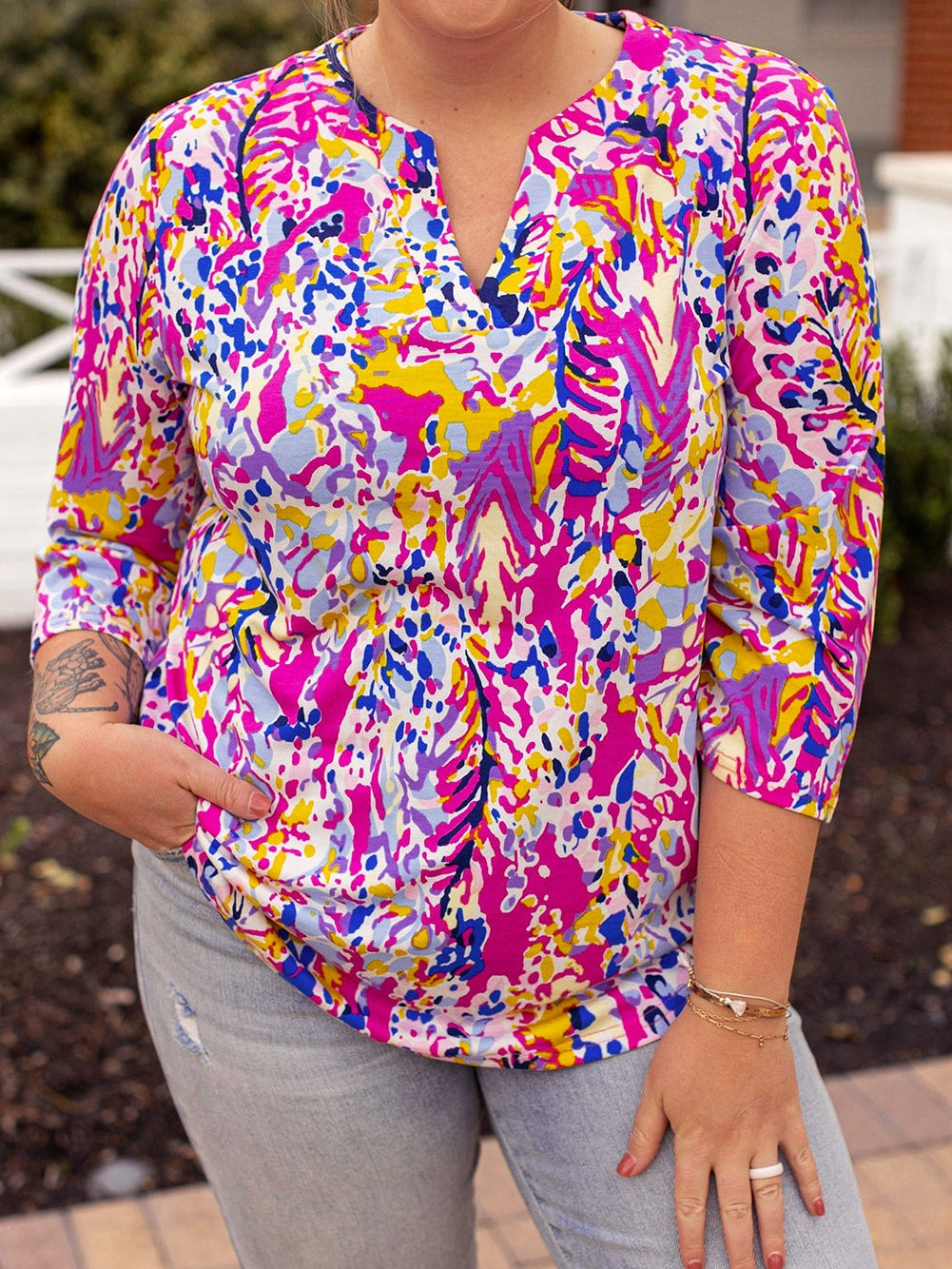 Multicolor Printed 3/4 Sleeve Split Neck Plus Size Tunic Top