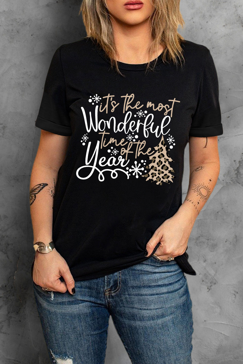 Festive Black Leopard Graphic Tee with Christmas Vibes