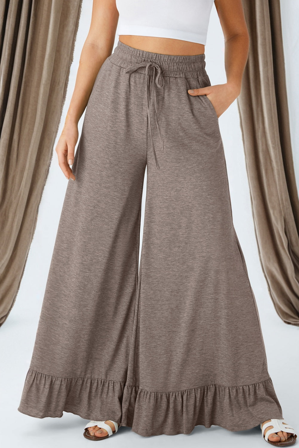 wide leg pants with pockets
