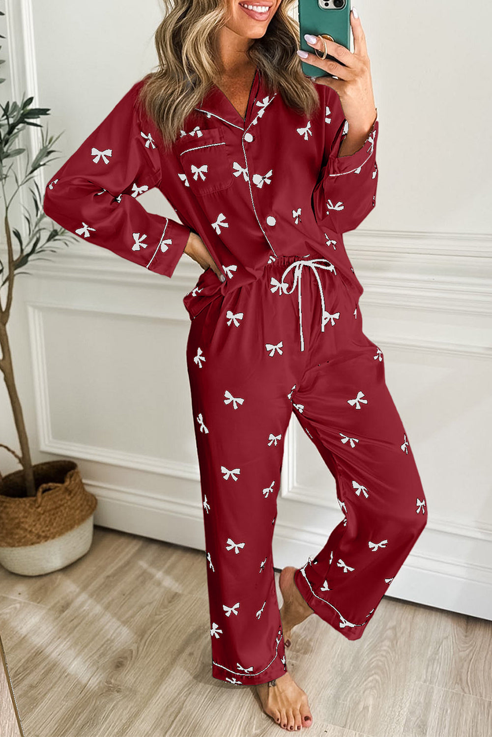 Red Bows Print Two Piece Sleepwear