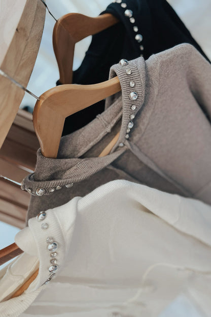 Gray Rivet Rhinestone Decor Hooded Sweater with Kangaroo Pocket