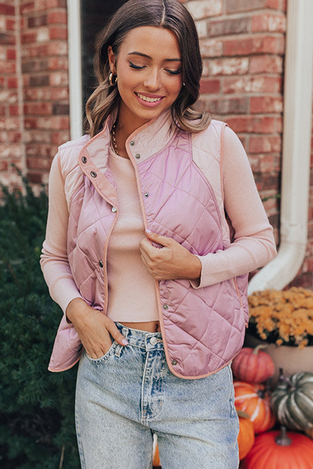 Light Pink Color Contrast High Neck Snap Button Quilted Vest