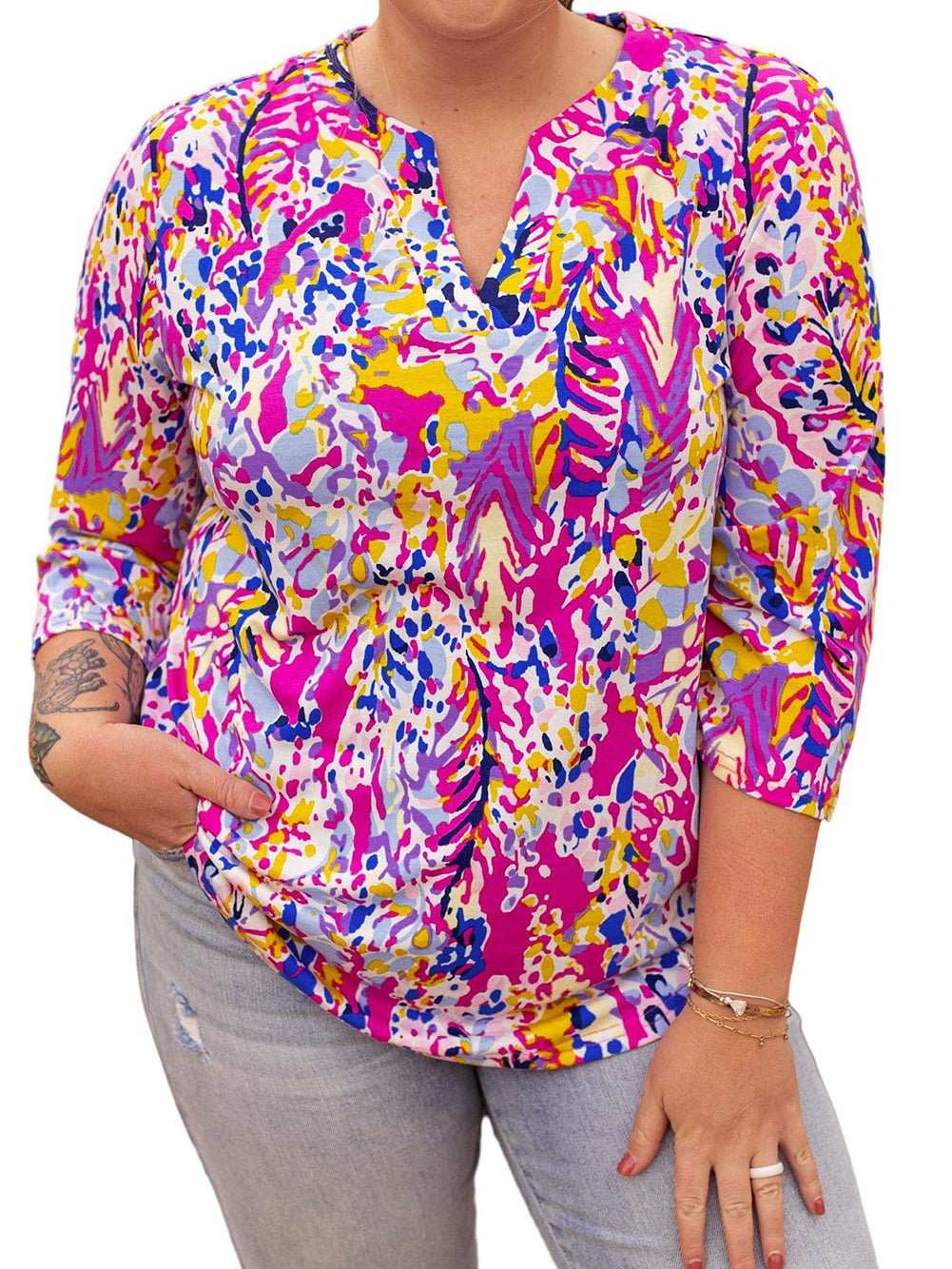 Multicolor Printed 3/4 Sleeve Split Neck Plus Size Tunic Top