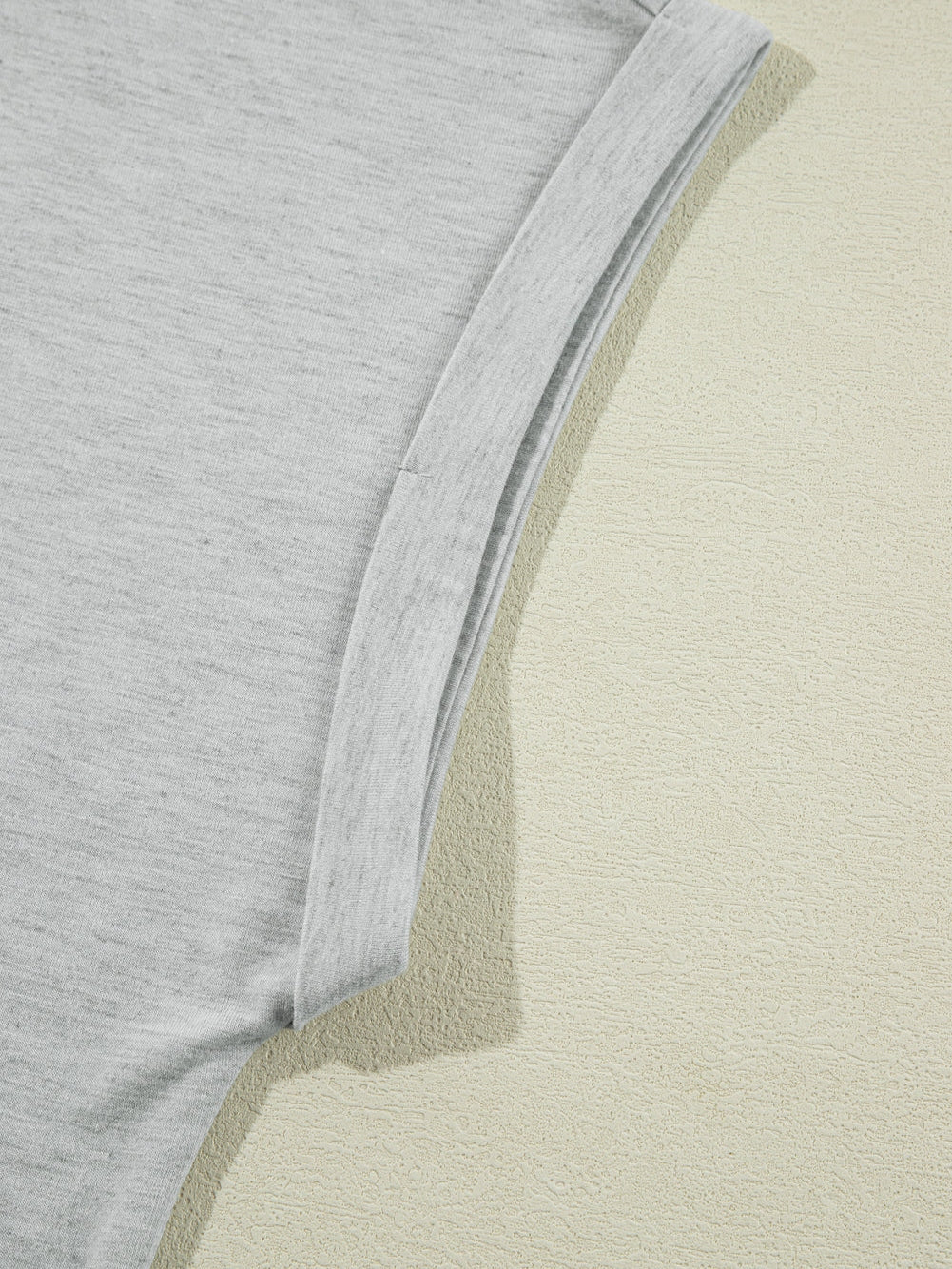 Gray Contrast Stitching Cuffed Sleeve Plus Shorts Set