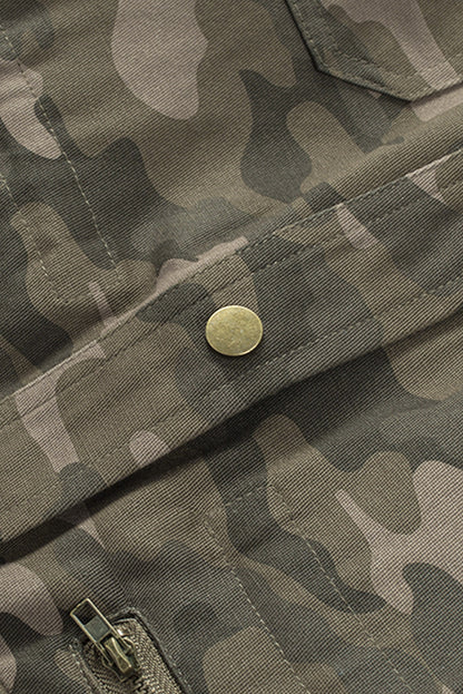 Green Camouflage Print Utility Jacket with Button Closure and Multiple Pockets