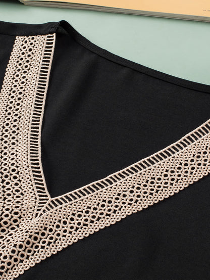 Black Lace Trim Short Sleeve V Neck Plus Size Top