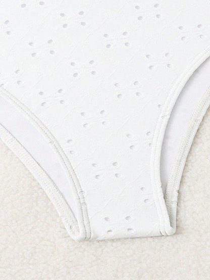 Elegant White Eyelet Two-Piece Tankini with Fit and Flare Silhouette