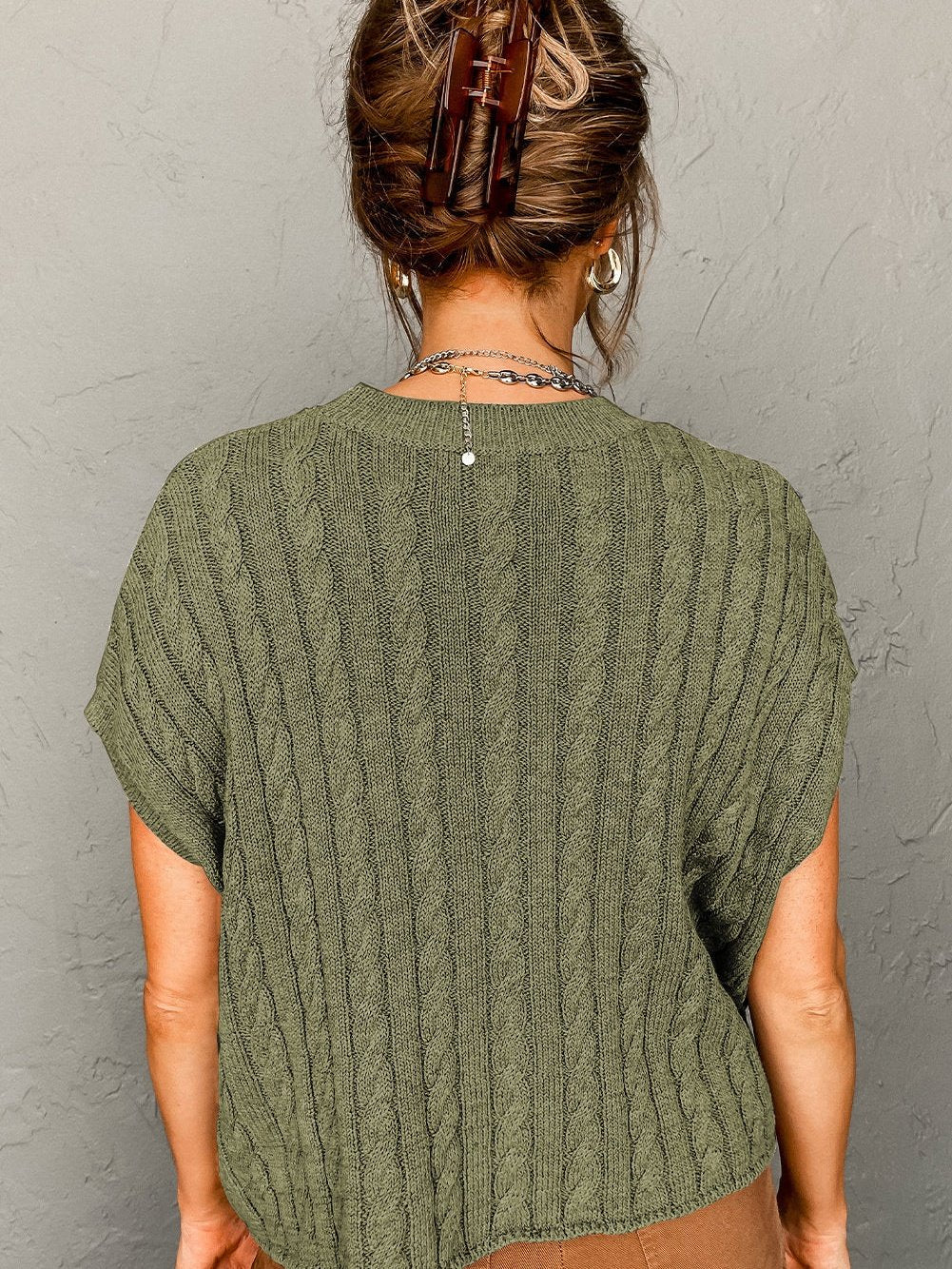 Green Jungle Cable Knit Short Sleeve Sweater with Crew Neck