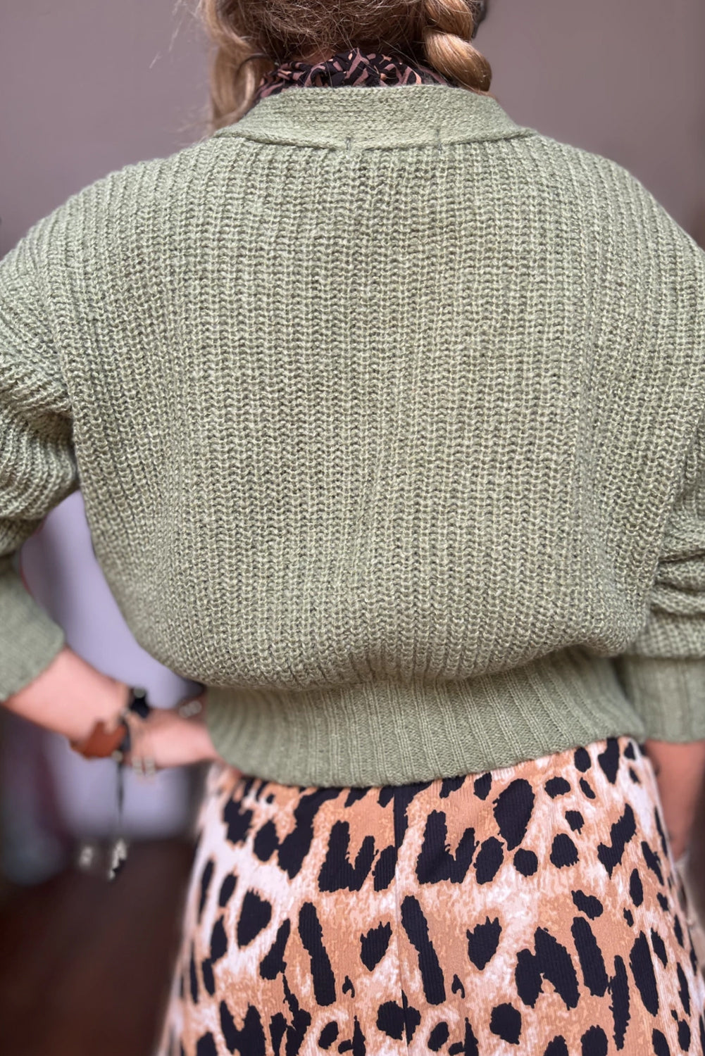 Grass Green Button V Neck Fitted Hem Contrast Sweater Cardigan