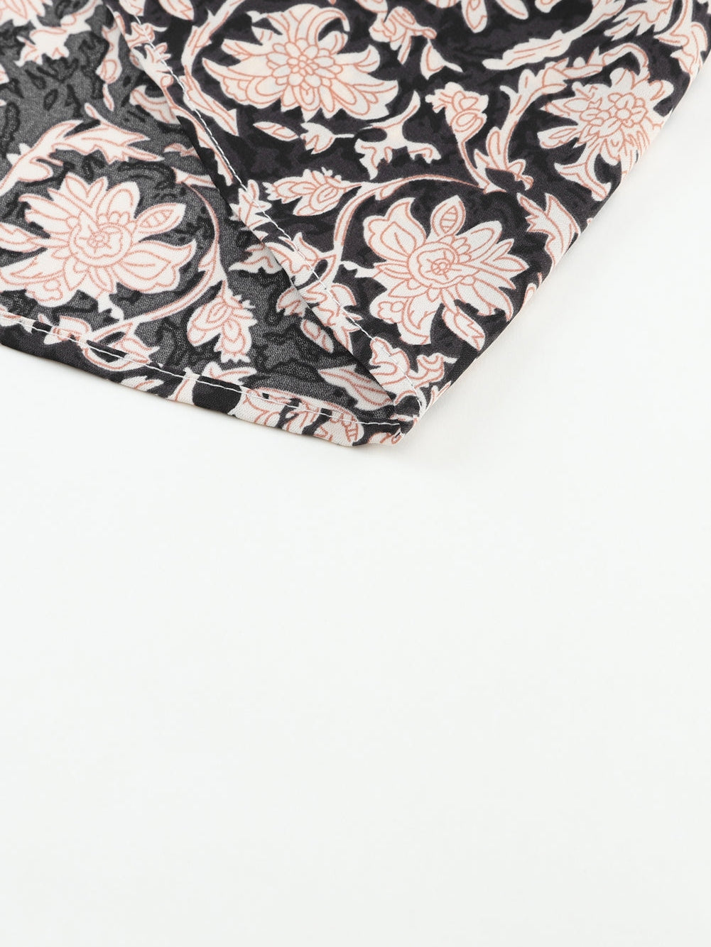 Elegant Black Floral V-Neck Pleated Blouse with Puff Sleeves