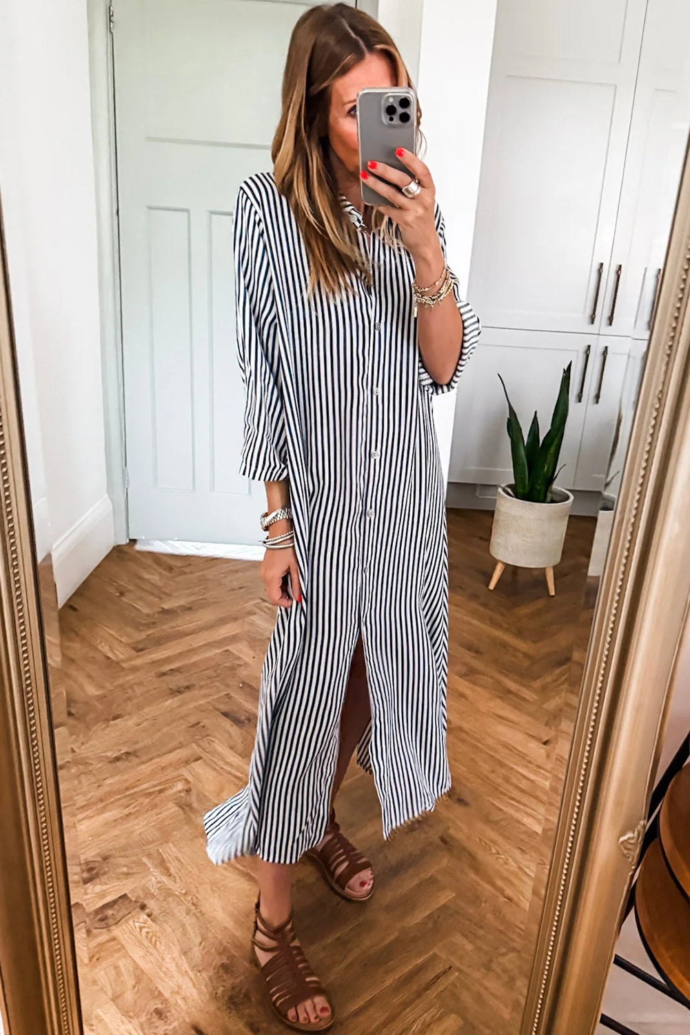 Black Stripe Side Pockets Buttoned Loose Fit Maxi Dress