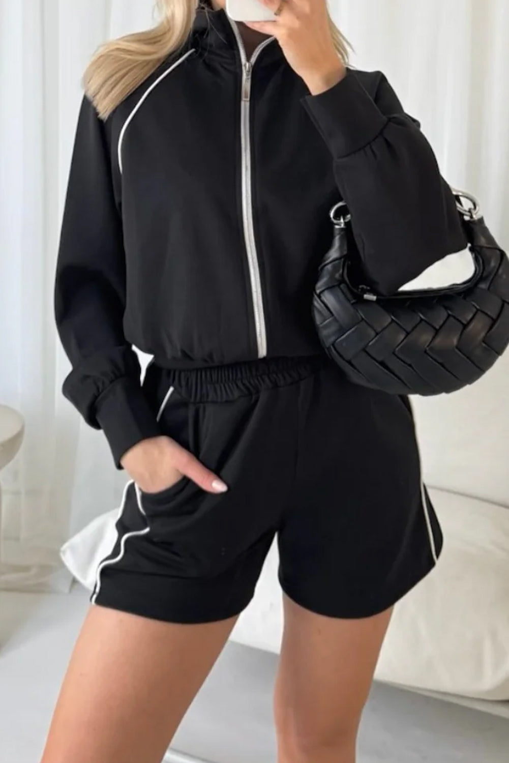 Black Contrast Piping Trim Zip Up Stand Neck Jacket Active Shorts 2pcs Outfit