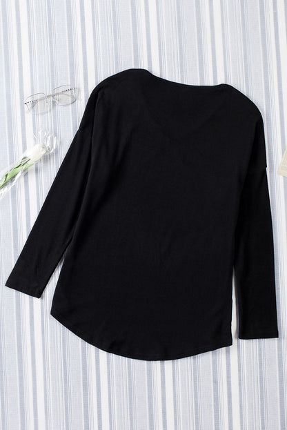 Elegant Black V-Neck Knit Top with Long Sleeves