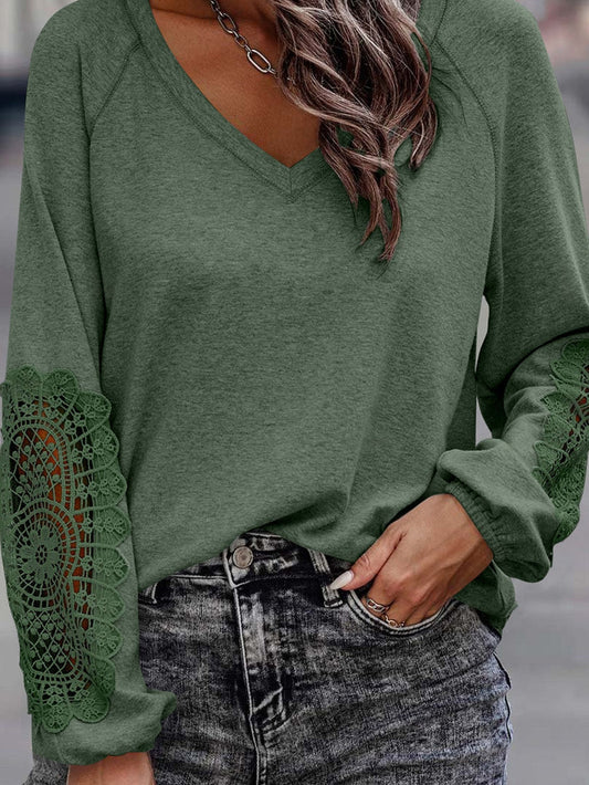 Green Crochet Lace Patch Raglan Sleeve Top with Elegant Crochet Detail