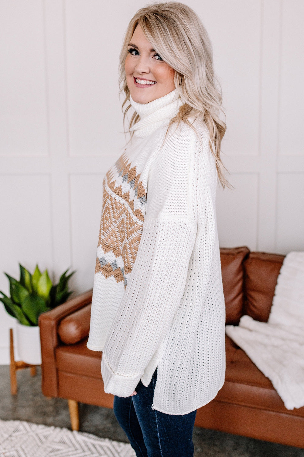 White Plus Size Turtleneck Geometric Pattern Knit Drop Shoulder Sweater