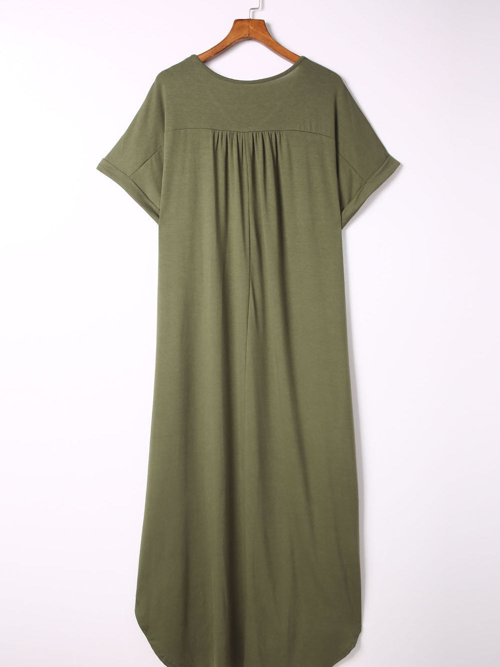 Emerald V-Neck Maxi Dress with Rolled Cuffs for Curvy Women