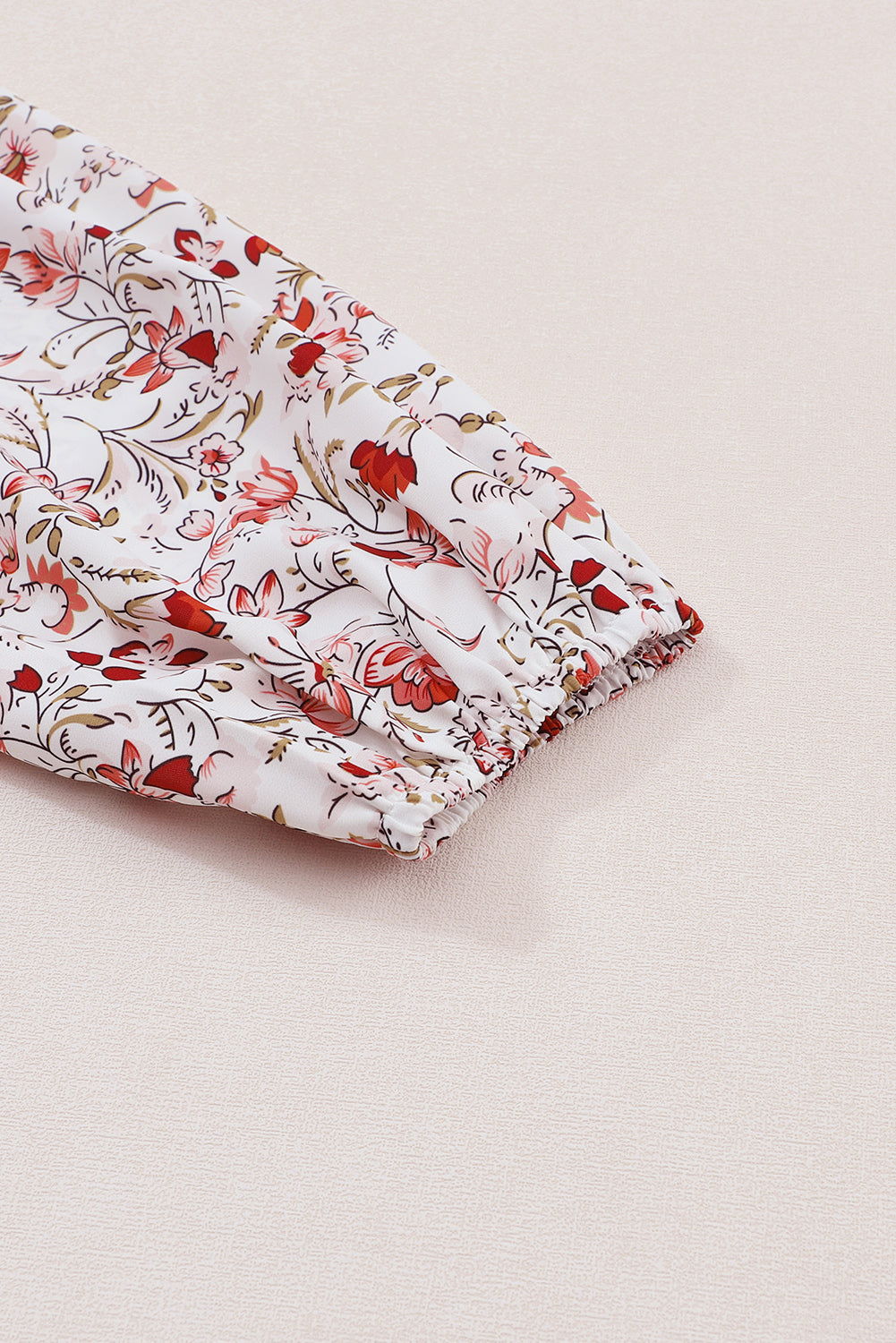 Elegant White Lace V-Neck Blouse with Floral Pattern