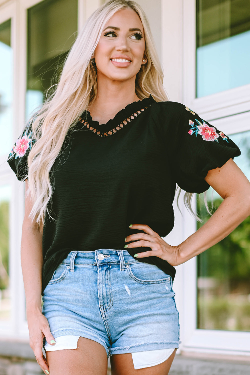 Elegant Black Floral Embroidered V-Neck Bubble Sleeve Top