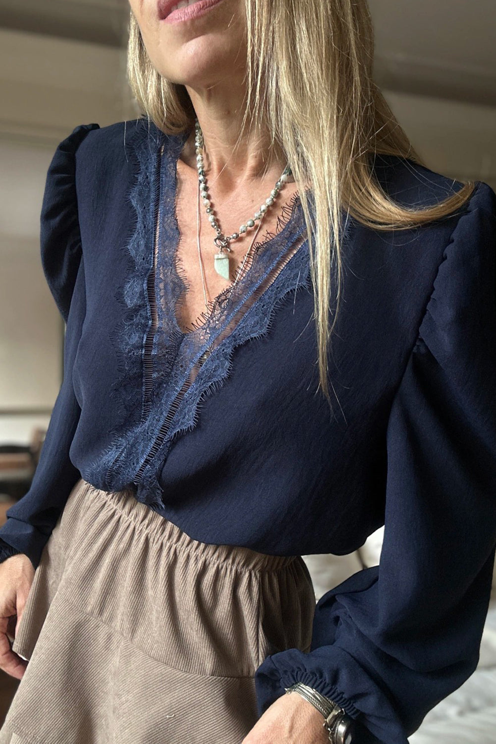 Navy Blue Eyelash Patched V Neckline Puff Sleeve Blouse