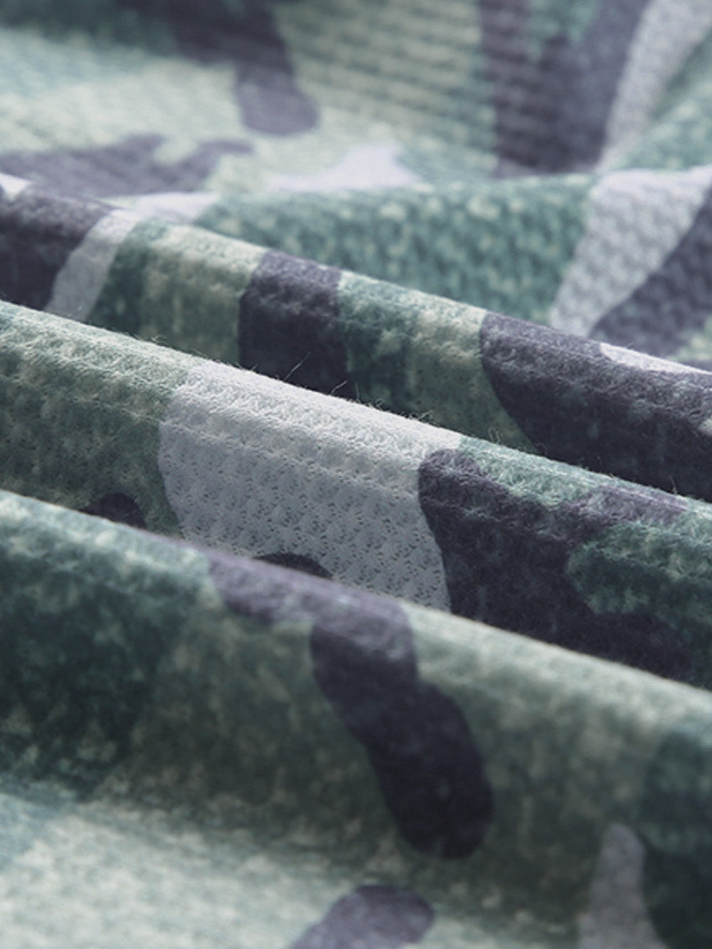 Green Camouflage Oversized Hoodie with Long Sleeves