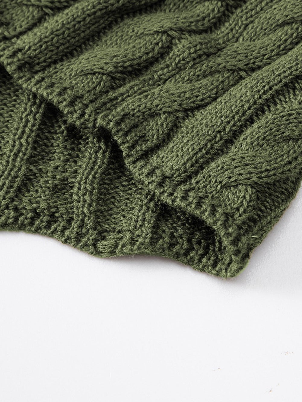 Green Jungle Cable Knit Short Sleeve Sweater with Crew Neck
