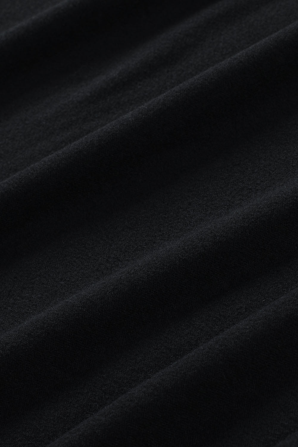 Elegant Black V-Neck Knit Top with Long Sleeves