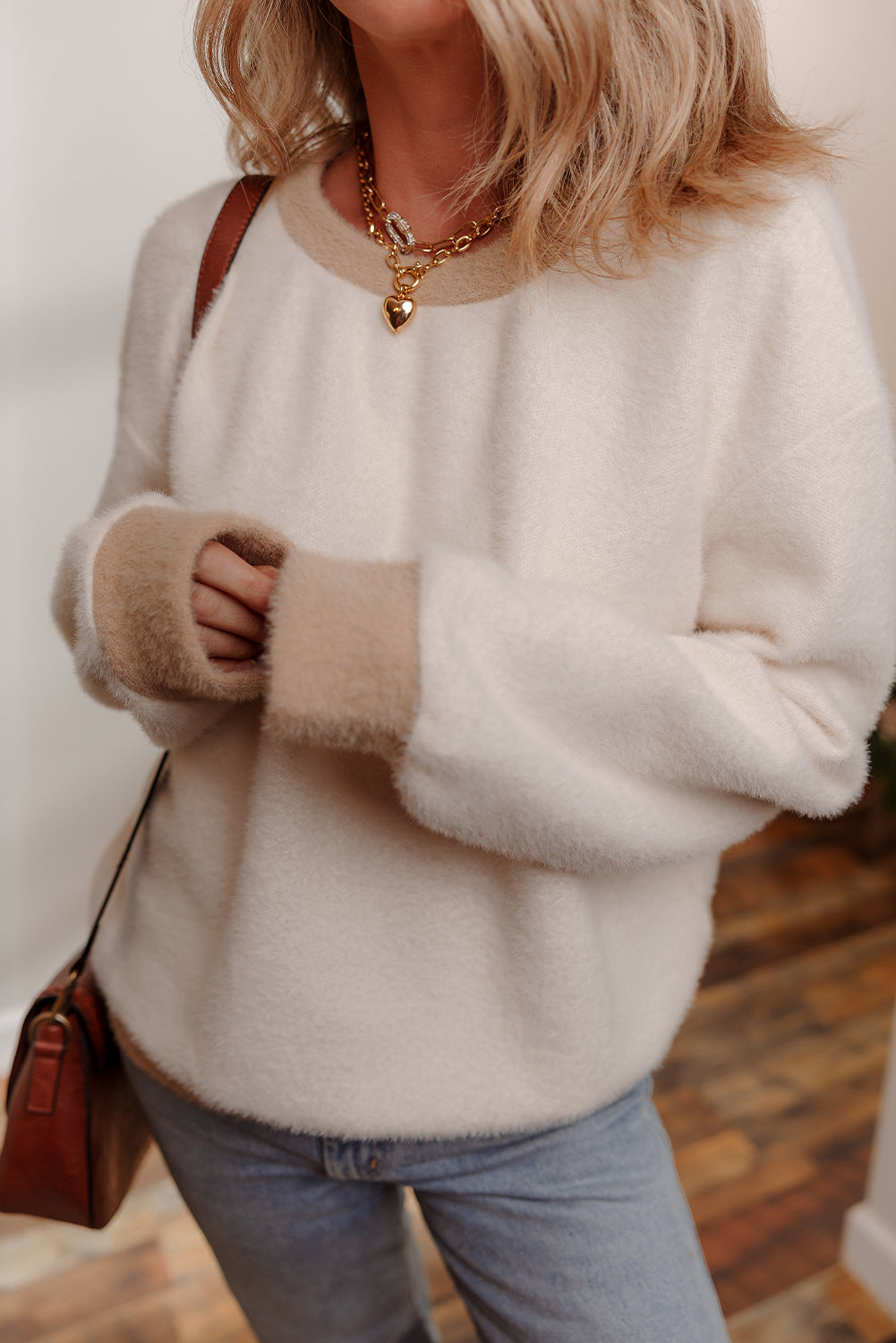 White Plush Soft Contrast Trim Colorblock Round Neck Sweatshirt