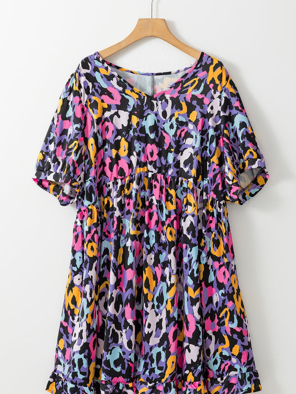 Purple Leopard Print V-Neck Plus Size Mini Dress with Ruffle Detail