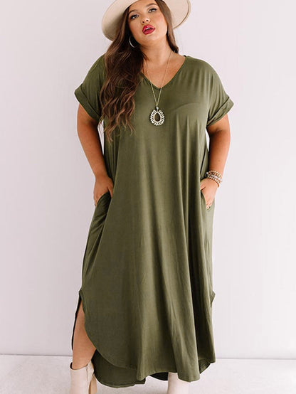 Emerald V-Neck Maxi Dress with Rolled Cuffs for Curvy Women