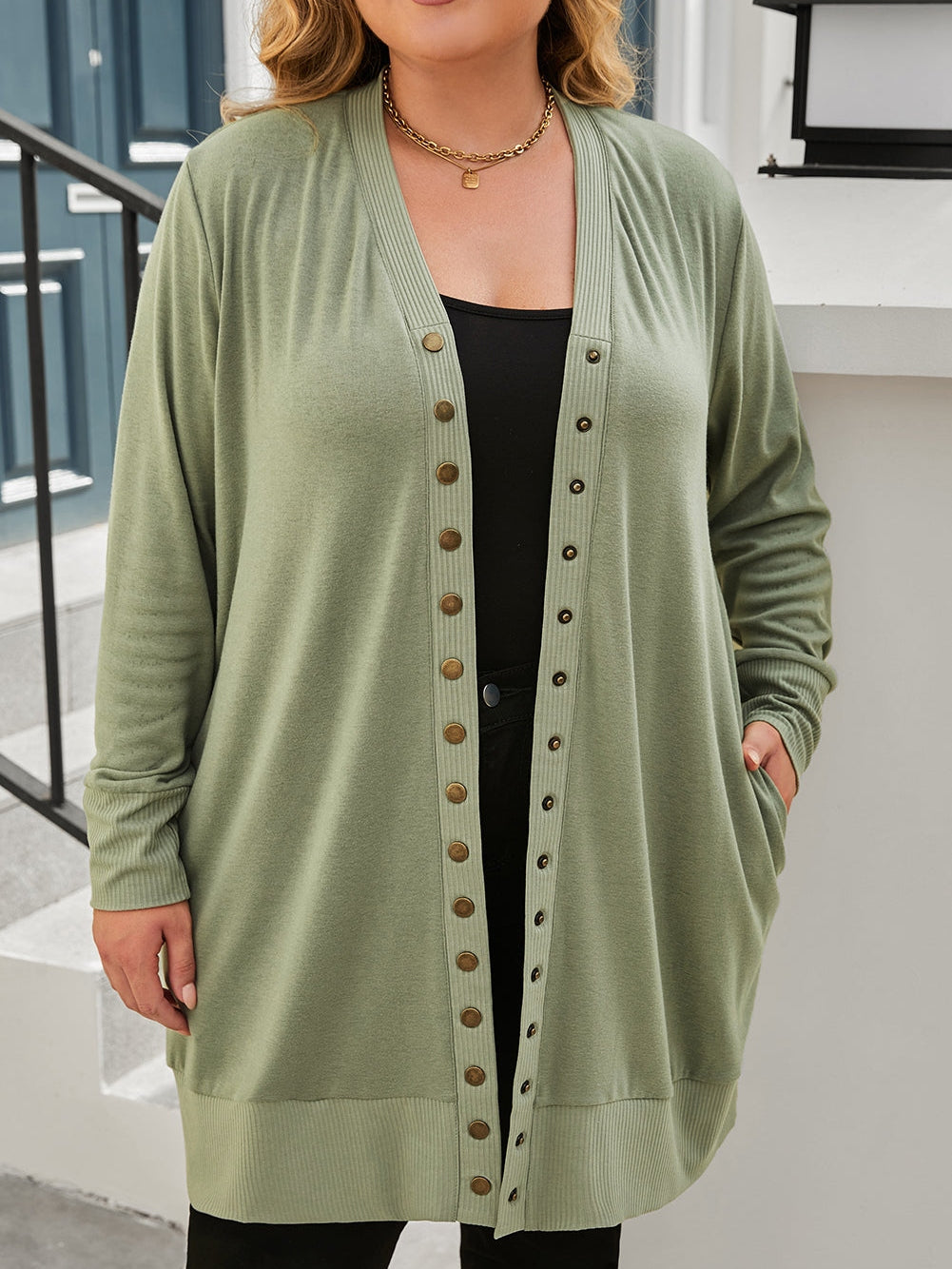 Green V-Neck Plus Size Snap Button Cardigan with Pockets