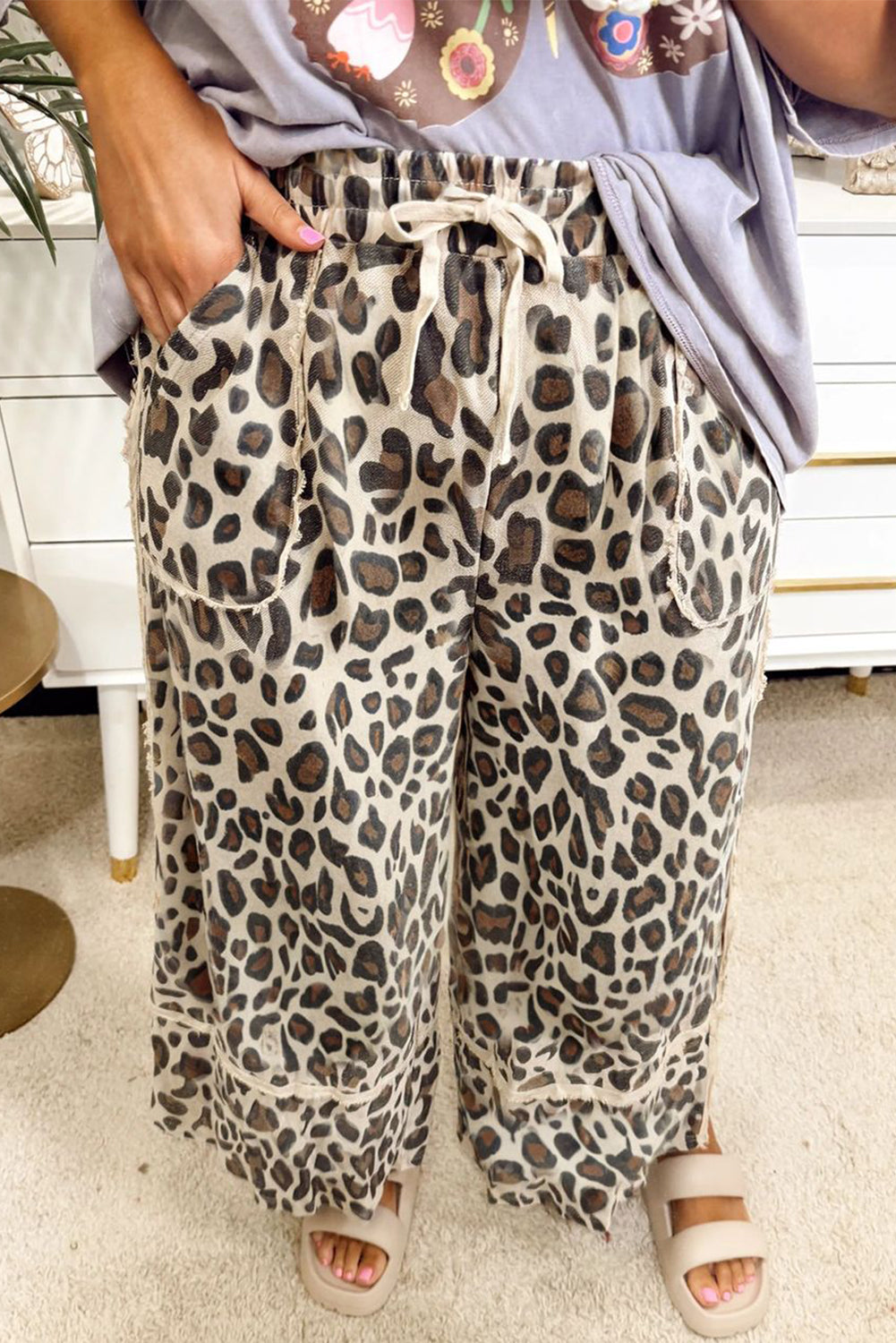 Khaki Exposed Seam Patched Pocket Plus Size Drawstring Leopard Wide Leg Pants
