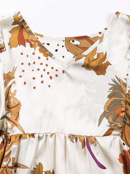 Floral Fantasy V Neck Babydoll Blouse in Multicolor