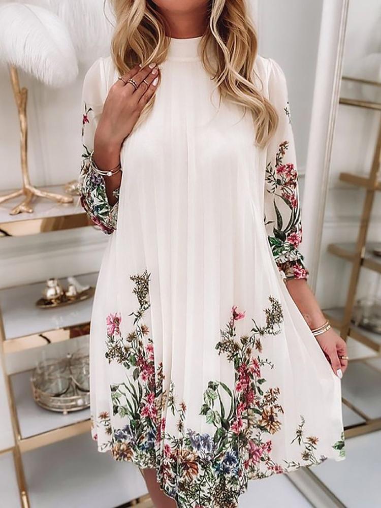 Flutter Sleeved Pleated Floral Dress