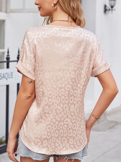T-Shirts - Leopard Print V Neck Short Sleeve T-Shirt - MsDressly