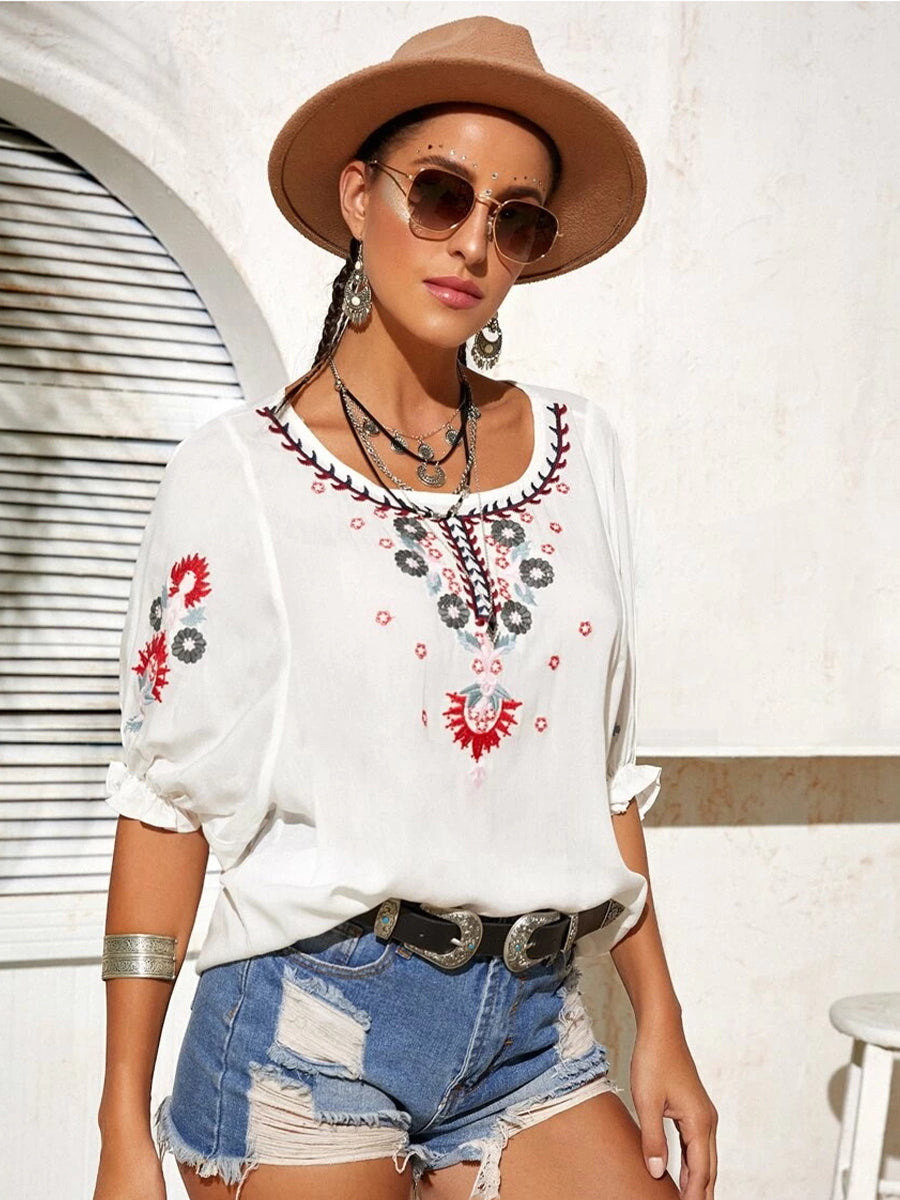 T-Shirts - Round Neck Heavy Industry Embroidery Loose T-Shirt - MsDressly