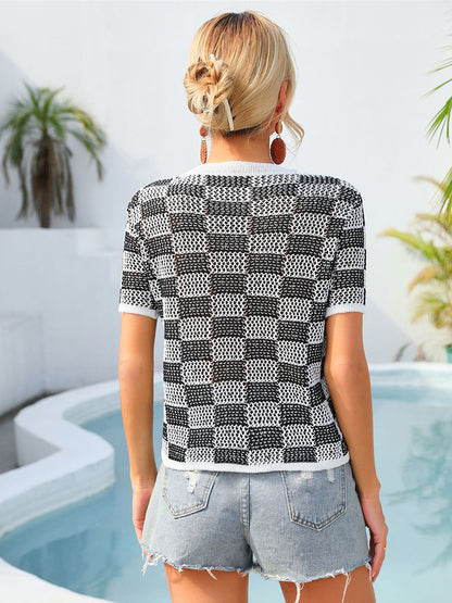 T-Shirts - Plaid Casual Knit Round Neck Short Sleeve T-Shirt - MsDressly