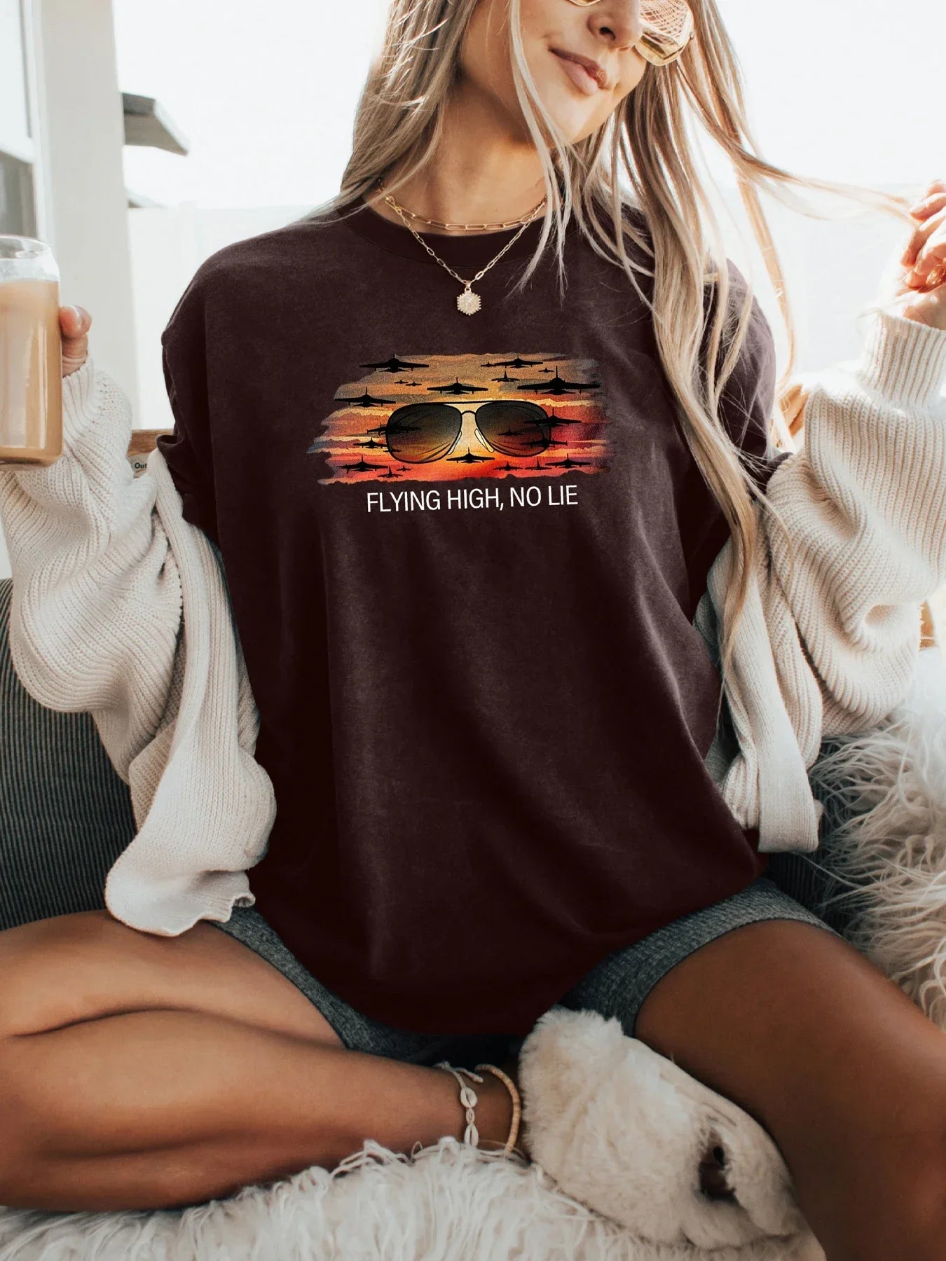 Aviator Sunglasses & Sunset Graphic Print T-shirt Short Sleeve Crew Neck Casual Top For Summer & Spring Women's Clothing