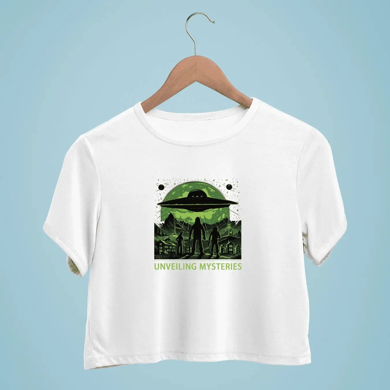 Intriguing Ufo And Mysterious Figures Print Crew Neck Crop T-Shirts Casual Short Sleeve Top For Spring & Summer Women's Clothing